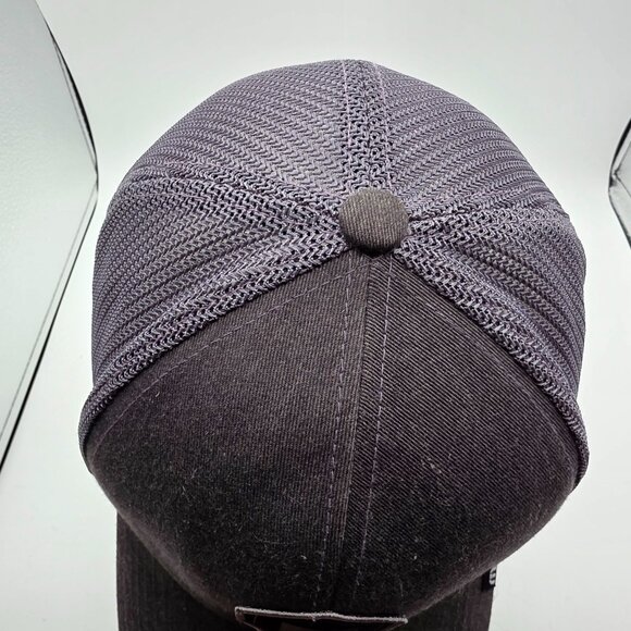 Travis Mathew Gray Snapback Trucker Hat Casual Adjustable Outdoors Work Wear - Picture 9 of 9